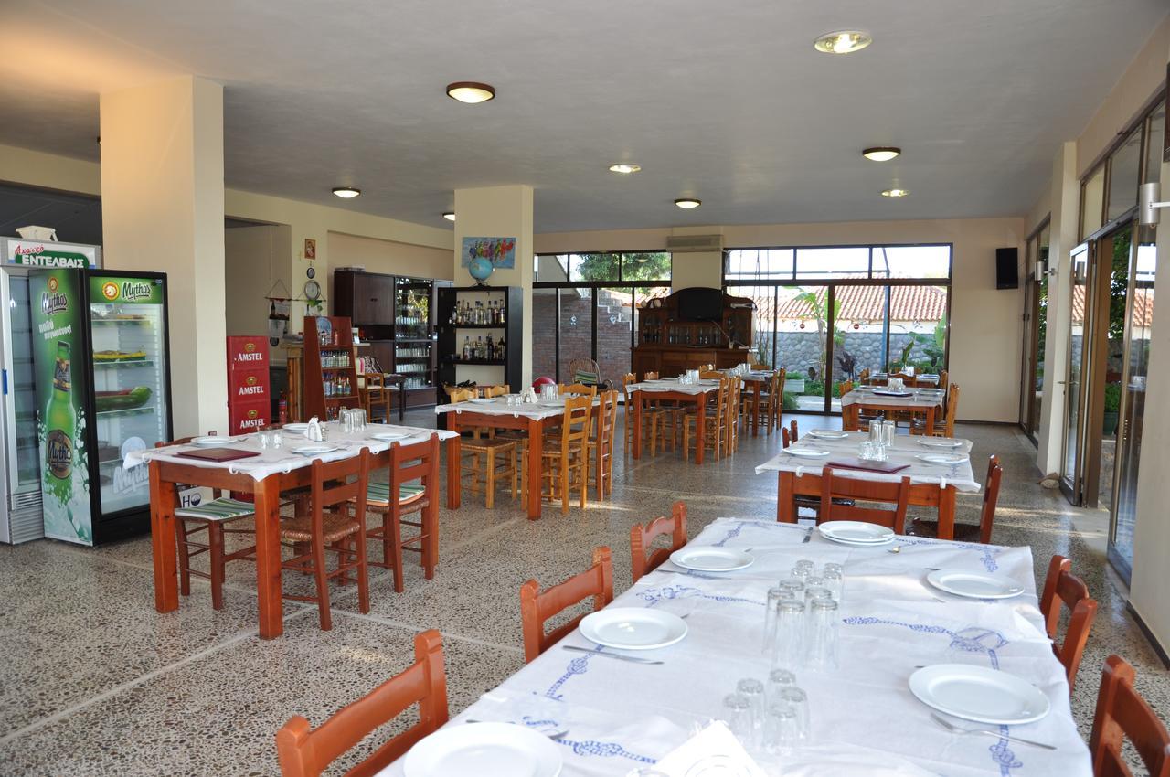 Hotel Dougas Arkoudi Esterno foto