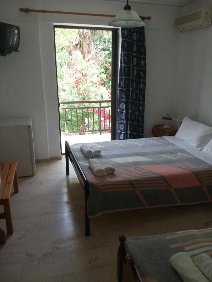 Hotel Dougas Arkoudi Esterno foto